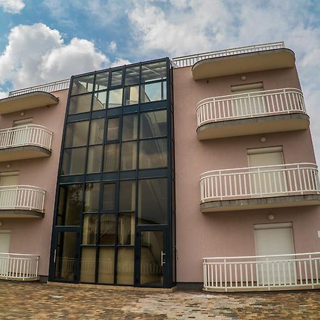 Apartments Malina ヴィル エクステリア 写真