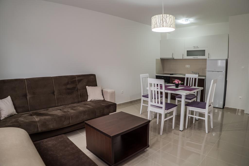 Apartments Malina ヴィル エクステリア 写真